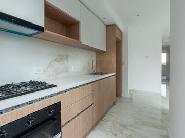 Venta semipiso a estrenar 3 amb con balcon y parrilla - Zona Guemes