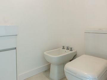 Venta semipiso a estrenar 3 amb con balcon y parrilla - Zona Guemes