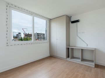 Venta semipiso a estrenar 3 amb con balcon y parrilla - Zona Guemes