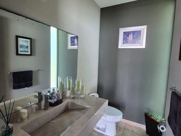 CASA EN RENTA EN PORTA FONTANA LEÓN GUANAJUATO