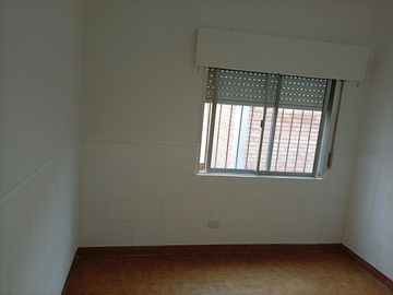 Casa en alquiler en Llavallol 3 ambientes