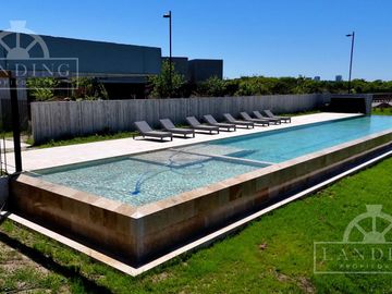 Lote al rio en la isla en Marinas H