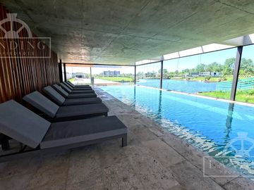Lote al rio en la isla en Marinas H