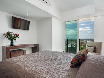 En Venta Departamento a Pie de Playa en Grand Venetian, Puerto Vallarta, Jalisco