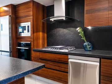 En Venta Departamento a Pie de Playa en Grand Venetian, Puerto Vallarta, Jalisco