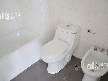 Monoambiente con balcon en San Telmo en alquiler