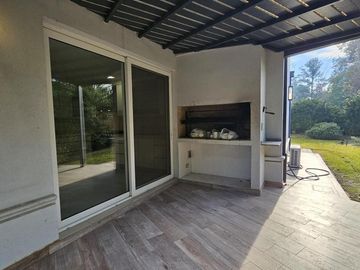 Casa Venta 4 ambientes en Ayres de Pilar, Zona Norte