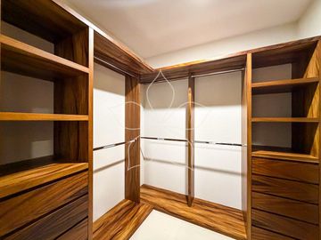 RESIDENCIA EN RENTA, ALTANZA, SOLARES, ZAPOPAN, JAL.
