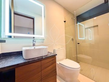 RESIDENCIA EN RENTA, ALTANZA, SOLARES, ZAPOPAN, JAL.