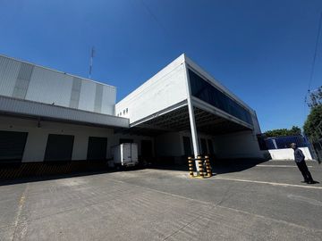 BODEGA INDUSTRIAL  EN RENTA EN ÁLAMO INDUSTRIAL, TLAQUEPAQUE
