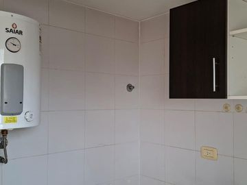 Departamento 1 ambiente con balcón al frente en Villa Pueyrredón