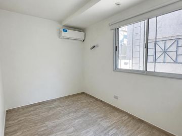 Venta PH Tres Ambientes Villa del Parque Reciclado a nuevo Charcas