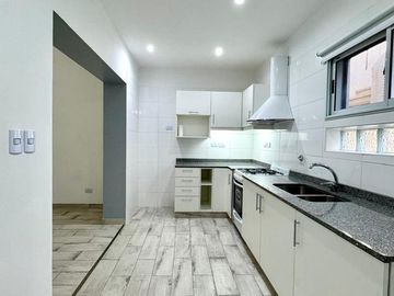 Venta PH Tres Ambientes Villa del Parque Reciclado a nuevo Charcas