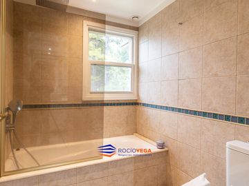 Casa a la venta en Country Club San Diego, Moreno