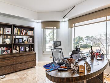 Casa a la venta en Country Club San Diego, Moreno