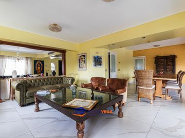 Casa a la venta en Country Club San Diego, Moreno