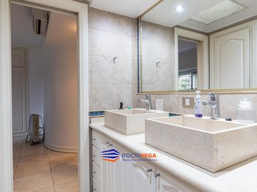 Casa a la venta en Country Club San Diego, Moreno