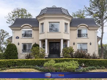 Casa a la venta en Country Club San Diego, Moreno
