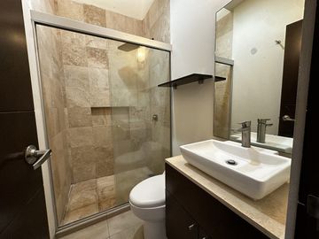 Casa en Venta Coto Santillana Solares