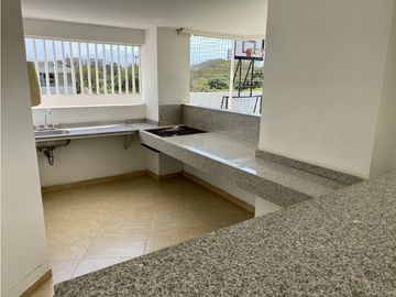 VENTA APARTAMENTO INCREIBLEMENTE DISTRIBUIDO en BAVARIA- SANTA MARTA