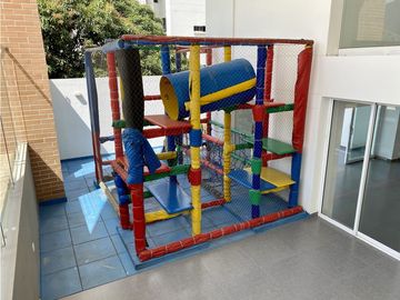 VENTA APARTAMENTO INCREIBLEMENTE DISTRIBUIDO en BAVARIA- SANTA MARTA