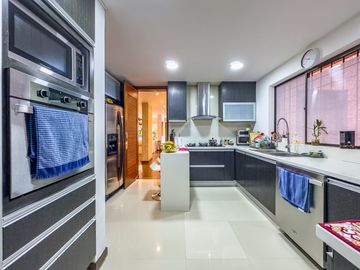 Apartamento en venta con terraza, Chicó Reservado, Bogotá D.C.