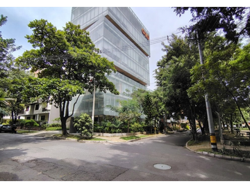 Se Arrienda Oficina Amoblada en Edificio Q10, Laureles
