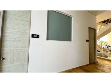 Apartamento Amoblado Vista al Mar Bello Horizonte - 005 R