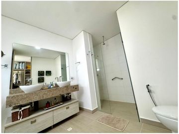 Apartamento Amoblado Vista al Mar Bello Horizonte - 005 R