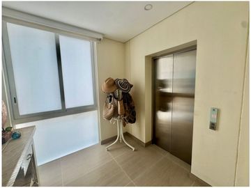 Apartamento Amoblado Vista al Mar Bello Horizonte - 005 R
