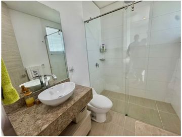 Apartamento Amoblado Vista al Mar Bello Horizonte - 005 R