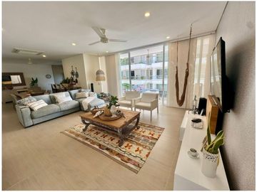 Apartamento Amoblado Vista al Mar Bello Horizonte - 005 R