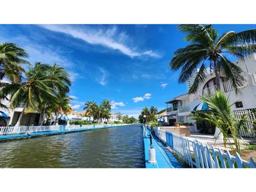 Casa en conjunto cerrado con salida al mar Santa Marta - 005 R