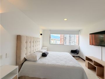 APARTAMENTO AMOBLADO EN RENTA SECTOR POBLADO C.C SANTAFE