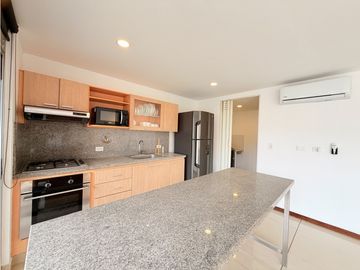 APARTAMENTO AMOBLADO EN RENTA SECTOR POBLADO C.C SANTAFE