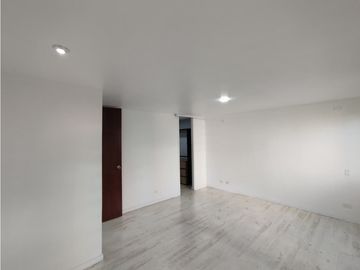 APARTAMENTO EN ARRIENDO EN POBLADO