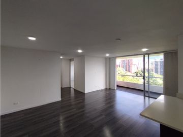APARTAMENTO EN ARRIENDO EN POBLADO