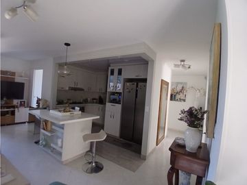 APARTAMENTO REMODELADO EN VENTA EN LA AMERICA SECTOR SIMON BOLIVAR 