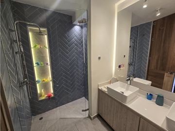 T Apartamento remodelado en venta en Bosque Medina, Bogotá D.C