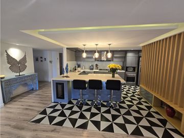 T Apartamento remodelado en venta en Bosque Medina, Bogotá D.C