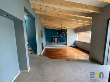 BOSQUES DE LA HERRADURA. casa en venta, estricta seguridad, terraza, luminosa