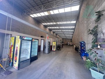 ¿Buscas una bodega industrial - comercial, lista para operar o una inversión con alta demanda?