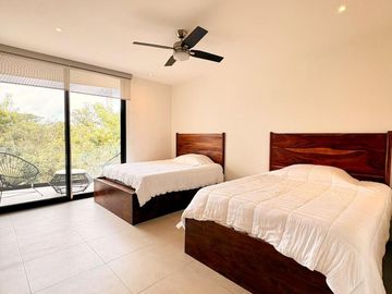Pent House