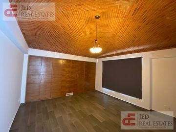 Casa en condominio con doble terreno