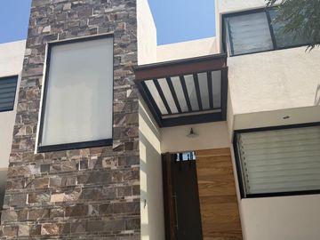 Casa en Venta en Cañada del Refugio León Gto Zona Norte