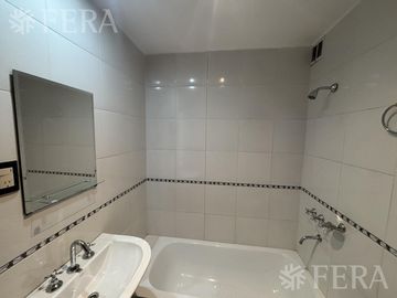 Alquiler Departamento 4 ambientes con balcón en Wilde