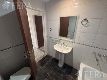 Alquiler Departamento 4 ambientes con balcón en Wilde
