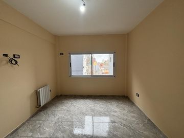 Alquiler Departamento 2 ambientes con balcón en Wilde
