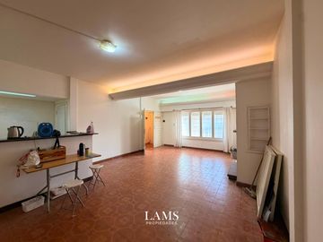 Alquiler - Ph 3 ambientes para uso profesional - Zona La Perla