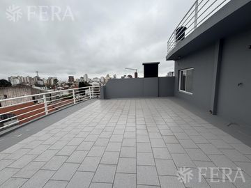 Alquiler Departamento 2 ambientes con balcón y terraza en Wilde